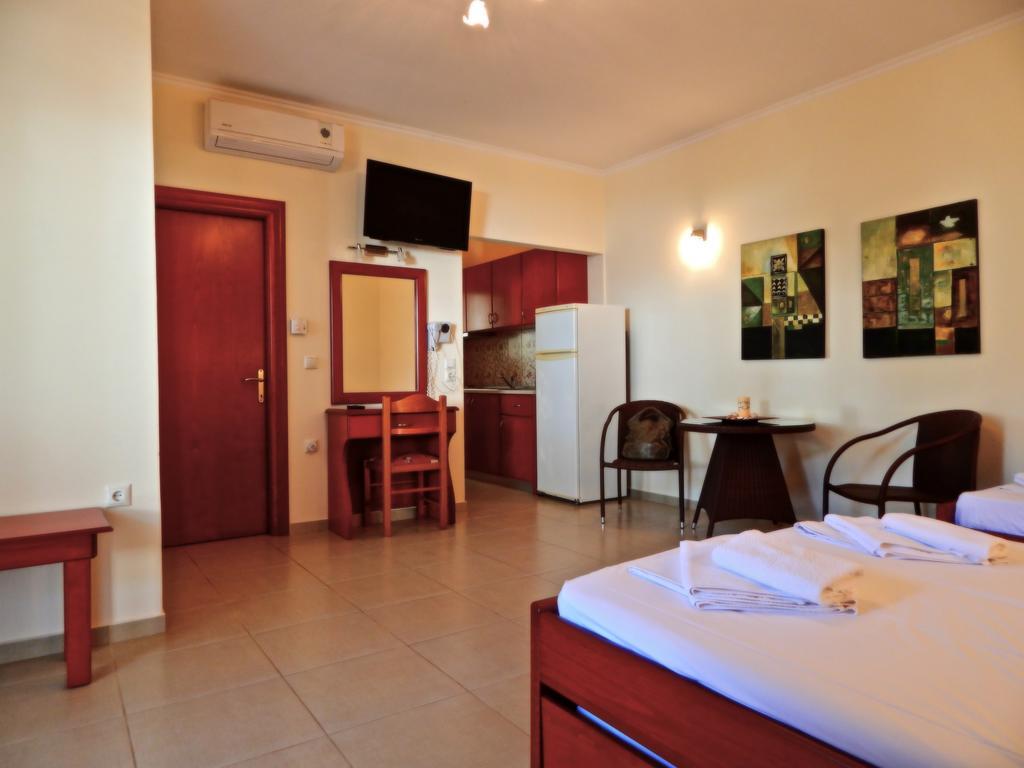 Panorama Apartments And Studios Chrisi Ammoudia Exterior foto
